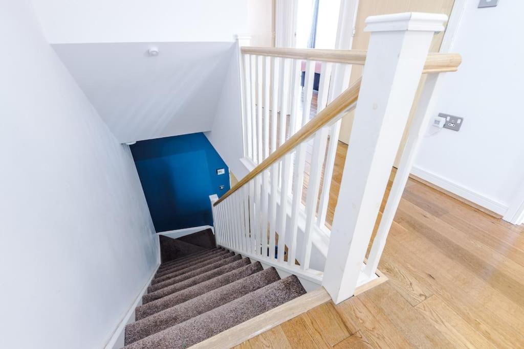 Modern Townhouse Near Coop Live Etihad * Mánchester